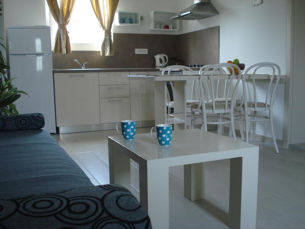 Apartment Maslina บีโอกราดนาโมรู ห้อง รูปภาพ