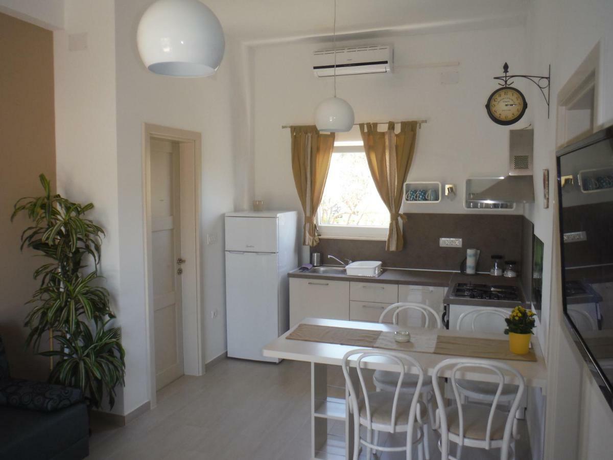 Apartment Maslina บีโอกราดนาโมรู ภายนอก รูปภาพ